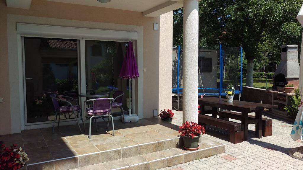 Apartment Casa Eni Drazice Exterior foto
